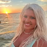 Lindsey Compton - @lind2thez123 - Instagram