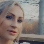 Lindsey Gratton - @lindseygirls3 - Instagram