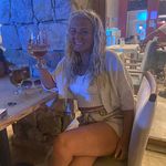 Lindsey Hatcher - @lindsey.hatcher.98 - Instagram