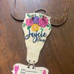 Lindsey Helm - @doorhangershop - Instagram
