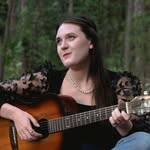 Lindsey Hull - @lindseyhullsings - Instagram