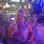 Lindsey Lloyd - @lindsey.lloyd.1441 - Instagram