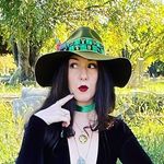 Lindsey Noel - @lindseynoelmagic - Instagram