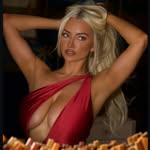 LINDSEY PELAS - @lindsey_pellas42 - Instagram