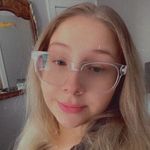 lindsey - @lindsey.reading - Instagram