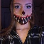 Lindsey Rowan - @rowan.looks - Instagram