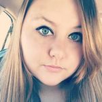 Lindsey Watts - @exoticpetlover22 - Instagram