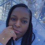 Lindy Nichols Edwards - @lindyk76 - Instagram