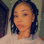 Lindy Jones - @lindyjones830 - Instagram