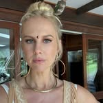 Lindy - @lindy.stone_ - Instagram