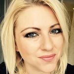 Linzi Jones - @that_welsh_blonde - Instagram