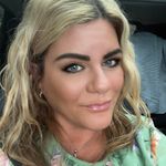 Linzi Jones - @linzi6832 - Instagram