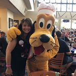 Lisa Bartholomew Lettich - @mustlovedogs_71 - Instagram