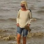 Lisa Beesley - @lisabeesley - Instagram