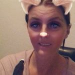 Lisa Bewley - @82lisaxx - Instagram