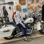 Lisa Bonomo Levy - @ladylisa1230 - Instagram