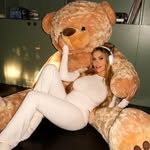Lisa Boshof - @lisaboshof - Instagram