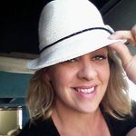 Lisa Brush - @lisa_brush - Instagram