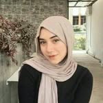 Lisa Budaya - @lisabudaya - Instagram