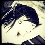 Lisa Button - @frassey - Instagram