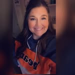 Lisa Camden - @chelbri7 - Instagram