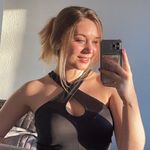Lisa - @lisachrissi - Instagram