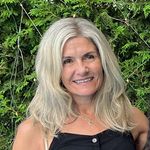 Lisa Coutts - @fordham27 - Instagram