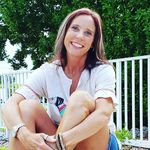 Lisa Creech - @made.of.muscle_m.o.m - Instagram