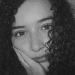Elizabeth - @lisa_darcy12 - Instagram