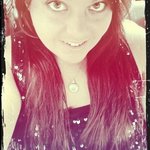 Lisa Decesare - @dressydeskcist - Instagram