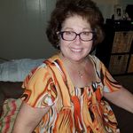 Lisa DeCesare - @lisa271958 - Instagram