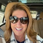 Lisa Donlon - @lisadonlonn - Instagram