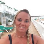 Lisa Earp - @earpy79 - Instagram