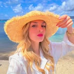 Lisa Espinosa - Facebook