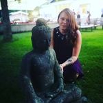 Lisa Ewert - @luana_akina - Instagram