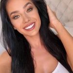 Lisa flora - @lisaflora23 - Instagram