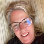 Lisa Riley Freeland - @mominlapeer - Instagram