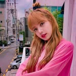 Lisa gallery picture📸 - @lisaloverzzzz - Instagram