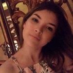 Lisa Ketsirat Gartner - @leez.kg - Instagram