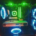 Lisa Goding aka Storm - @gamingmum - Instagram