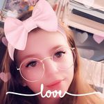 Lisa Hafner - @lisa.hafner.108 - Instagram