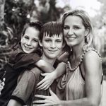 Lisa Wright Hallgren - @sealvrllh - Instagram