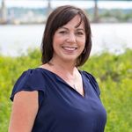 Lisa Hare - @lisahareremax - Instagram