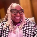 Lisa Harps - @goldie0208 - Instagram