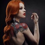 Lisa Harrod - @jeusengaha - Instagram