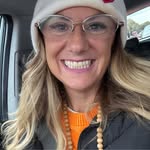 Lisa Kling - @leaningtower0flisa - Instagram