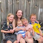 Lisa Lawless - @lisalawless8 - Instagram