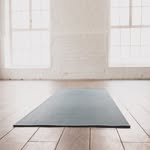 Lisa - @lisalearnsyoga - Instagram