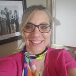 Lisa Rousseau - @lisalearnslivesloves - Instagram
