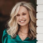 Lisa Lyons - @lisa_lyons - Instagram